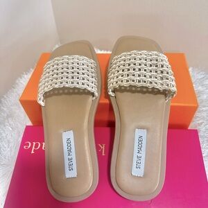 Steve Madden sandals size 8